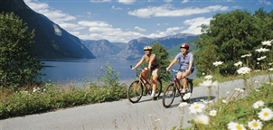 Cycling by VisitNorway